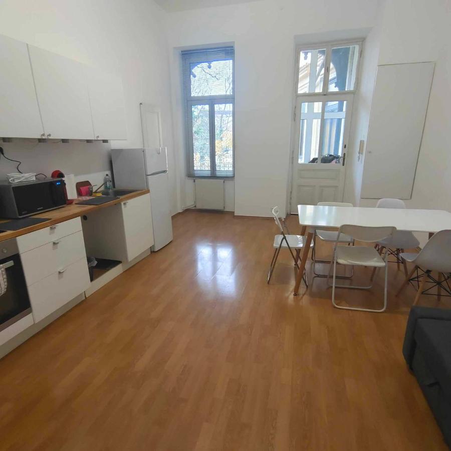 Large 4 Room Apartment In The Center Of 비엔나 외부 사진