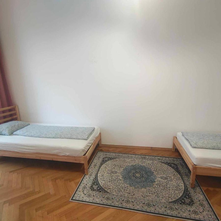 Large 4 Room Apartment In The Center Of 비엔나 외부 사진